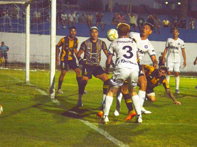 Definidos los horarios de los partidos de ida de las semis